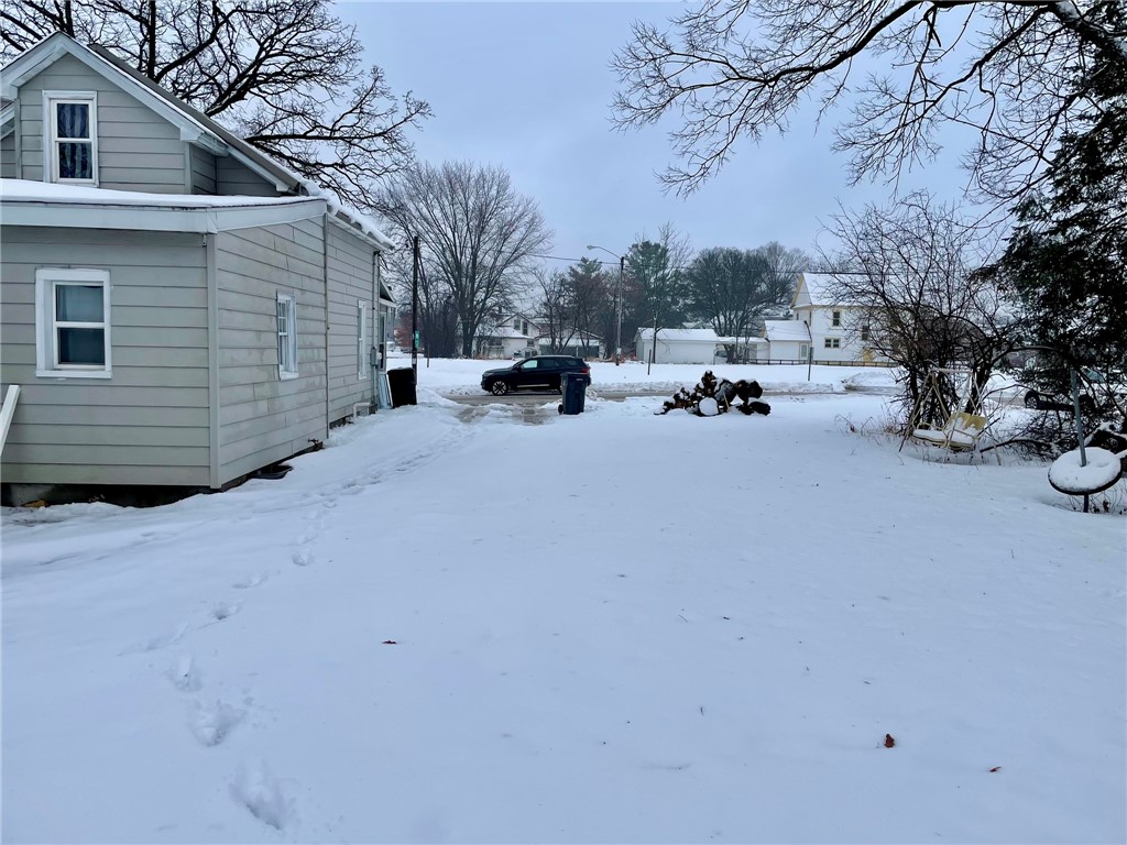 1109 3rd Street W Menomonie WI 54751 1597745 image21