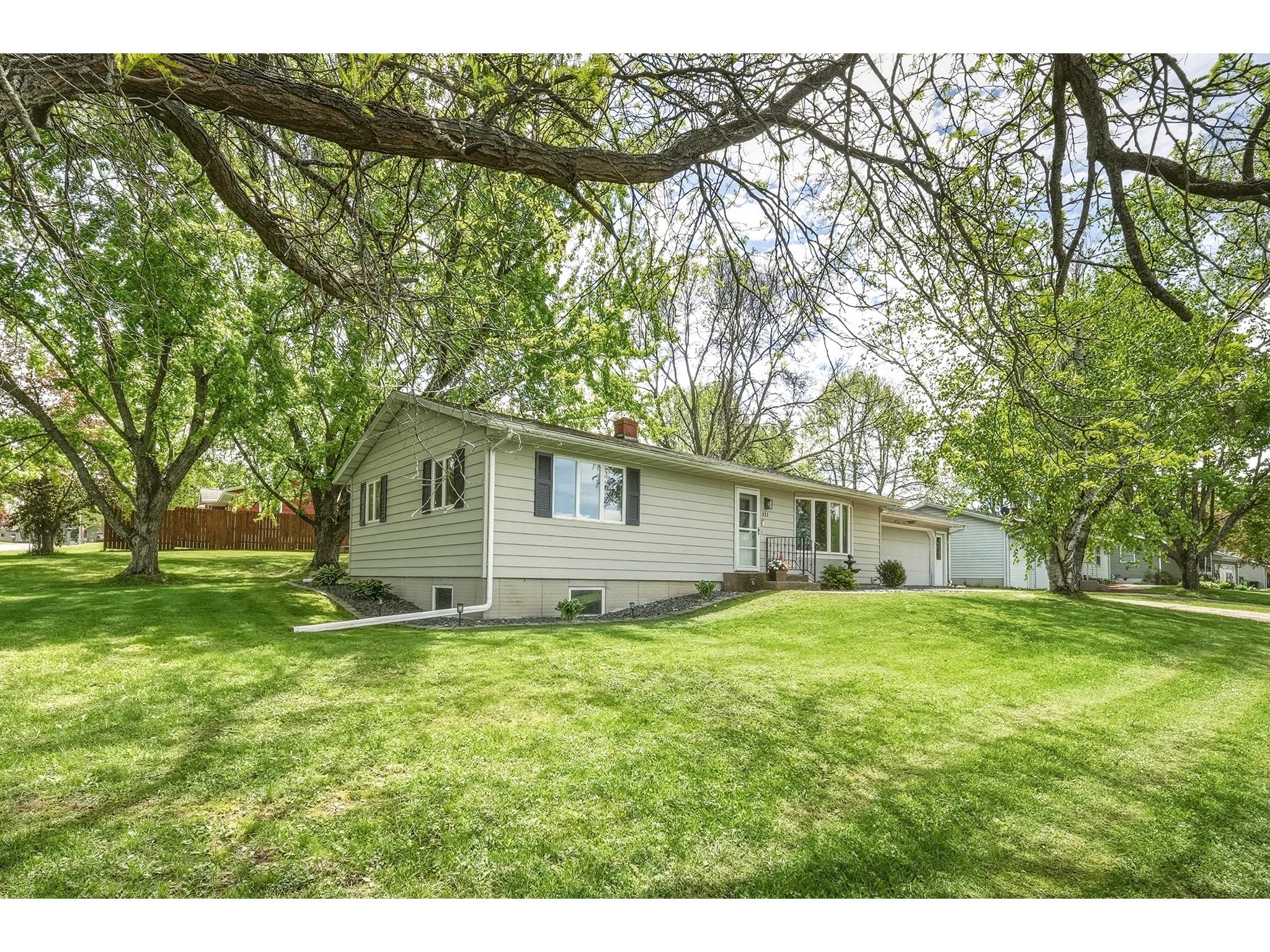 111 W Hillside Drive Cadott WI 54727 1601521 image3