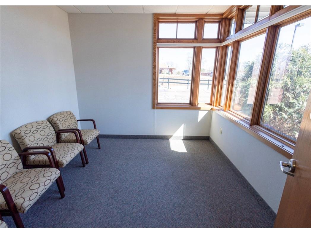 1110 Oak Ridge Drive Eau Claire WI 54701 1598931 image8