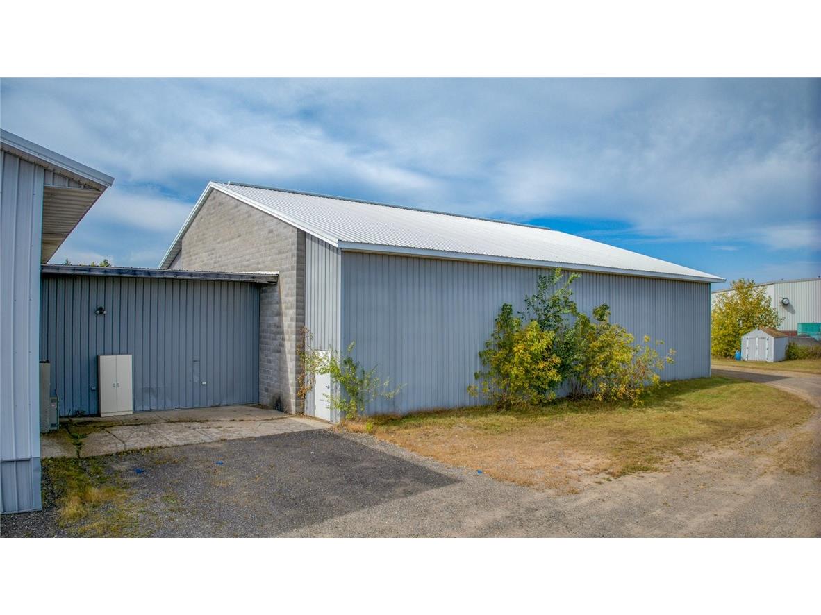 1110 W Center Street Chetek WI 54728 1596071 image27
