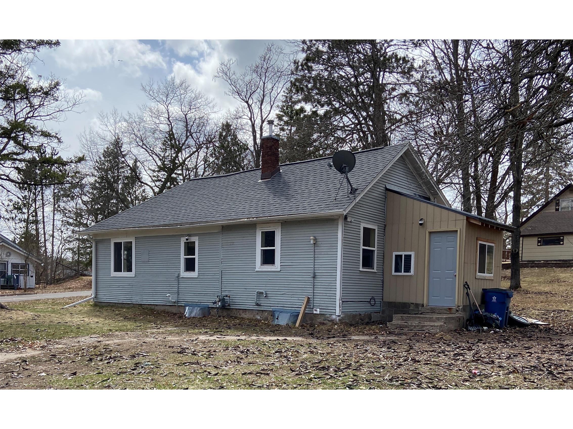 1112 Superior Street Spooner WI 54801 1599924 image2