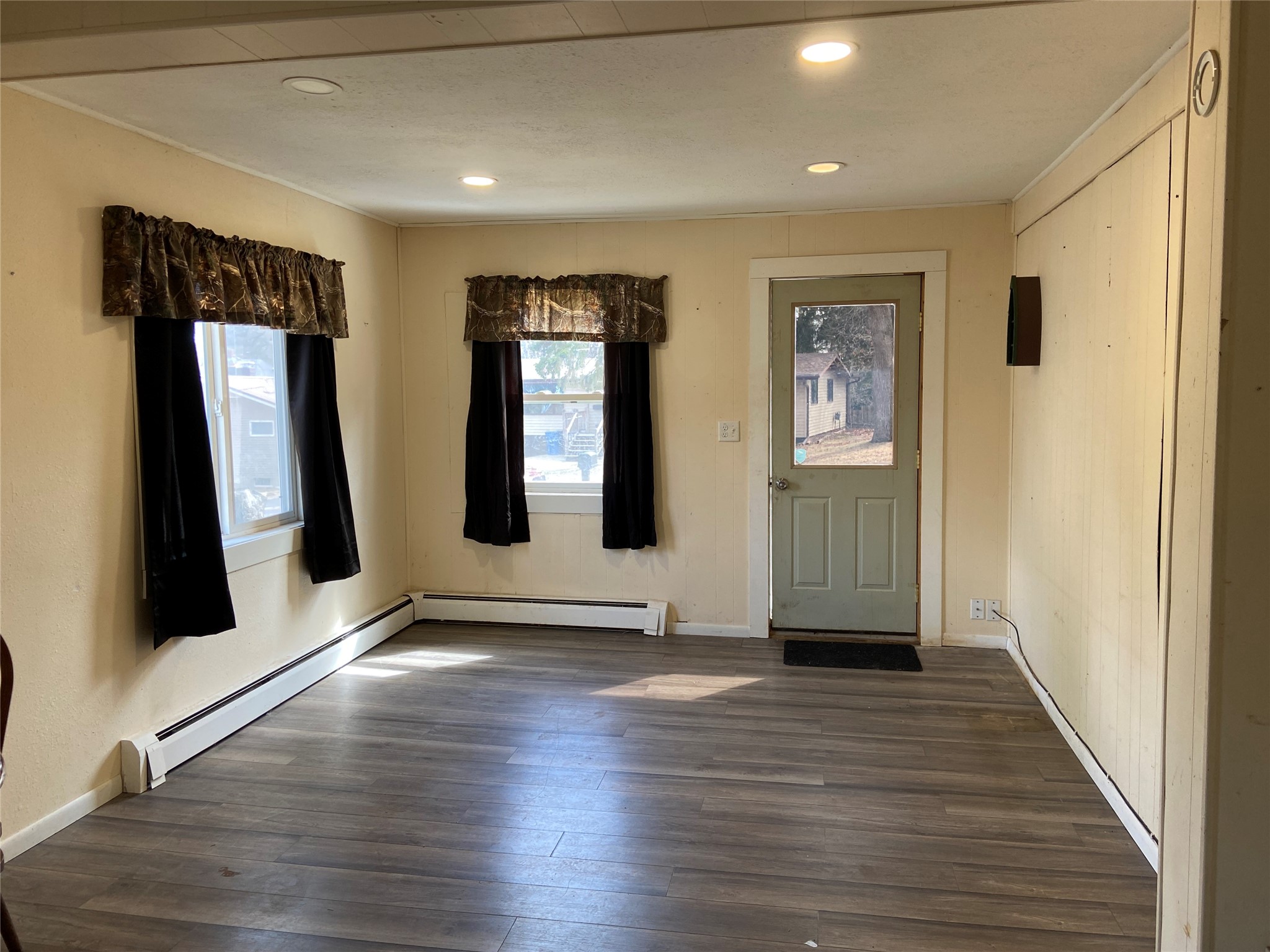 1112 Superior Street Spooner WI 54801 1599924 image5