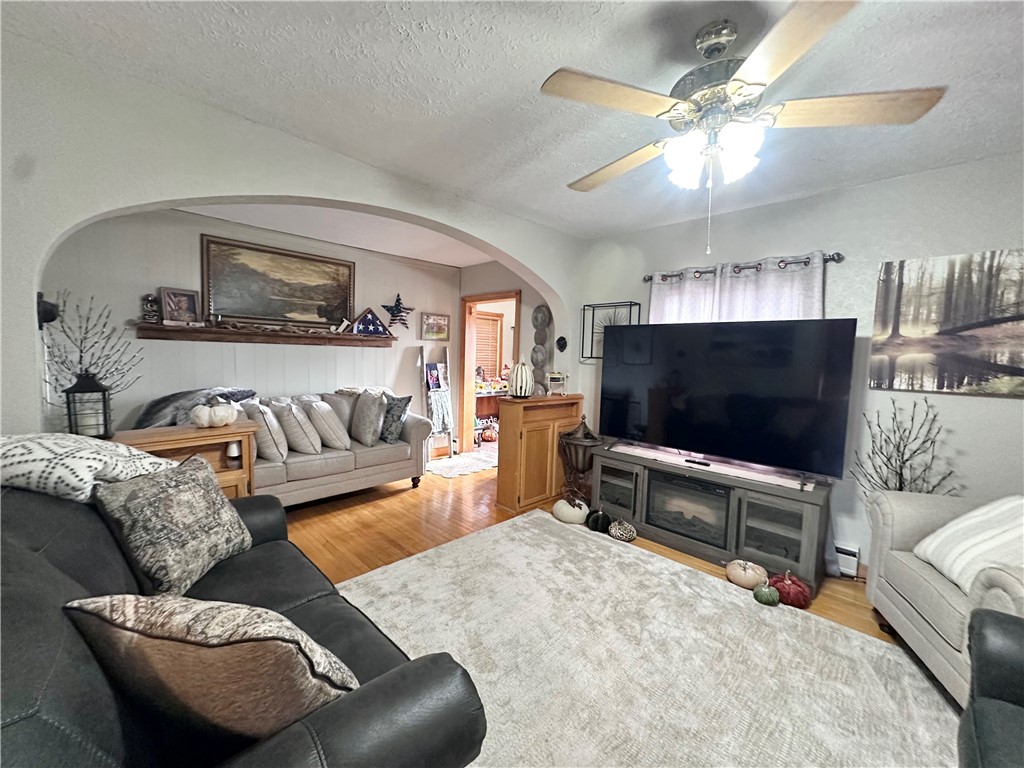 1113 E Division Street Neillsville WI 54456 1597146 image15