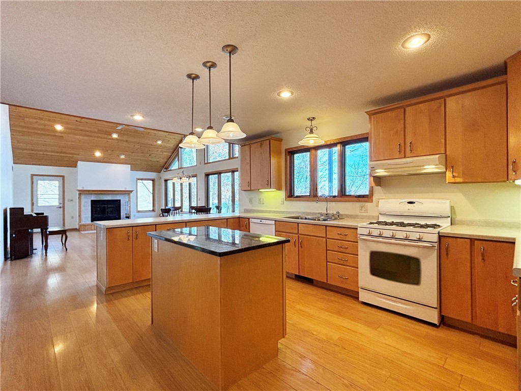 1113 Heart Island Parkway Rice Lake WI 54868 - Rice 1596924 image6