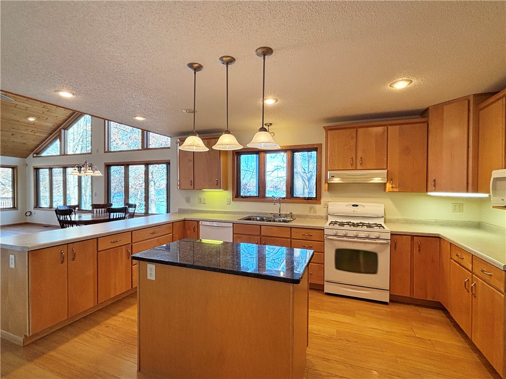 1113 Heart Island Parkway Rice Lake WI 54868 - Rice 1596924 image7