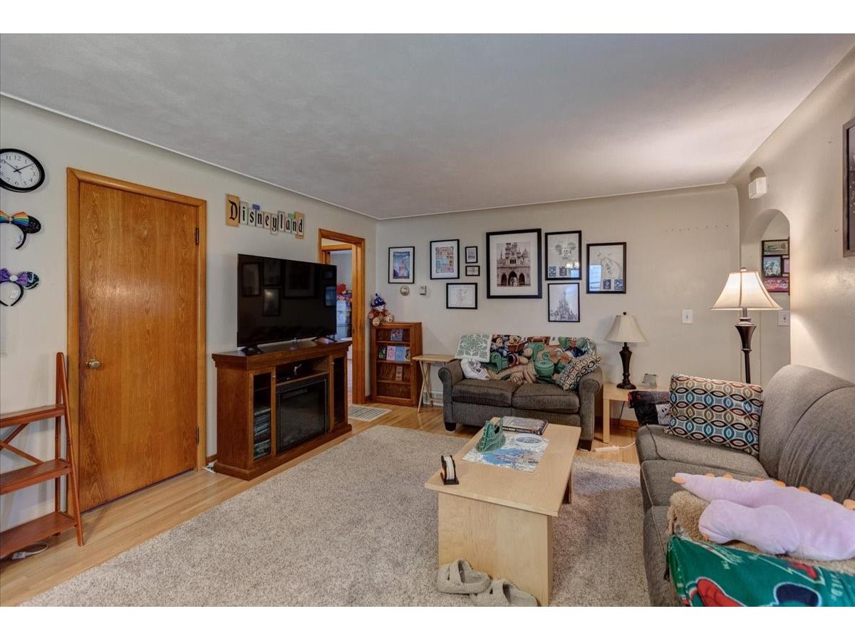 1113 Main Street Boyceville WI 54725 1603051 image10