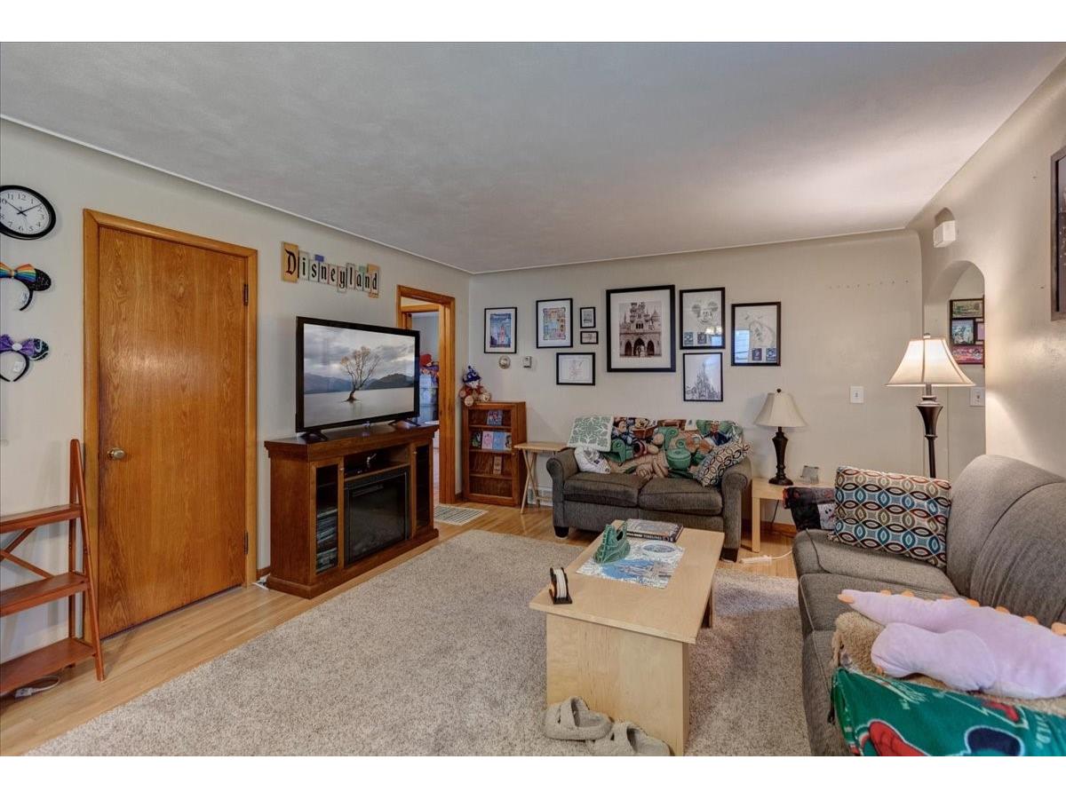 1113 Main Street Boyceville WI 54725 1603051 image11
