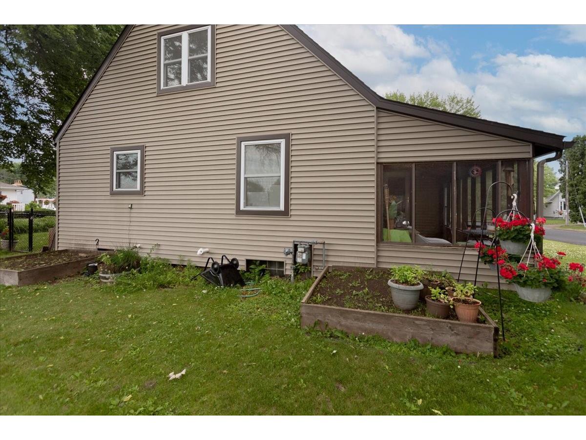 1113 Main Street Boyceville WI 54725 1603051 image2