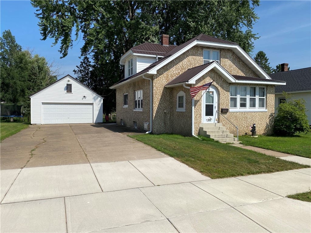 1114 Newman Street Bloomer WI 54724 - CREEK 1592515 image1