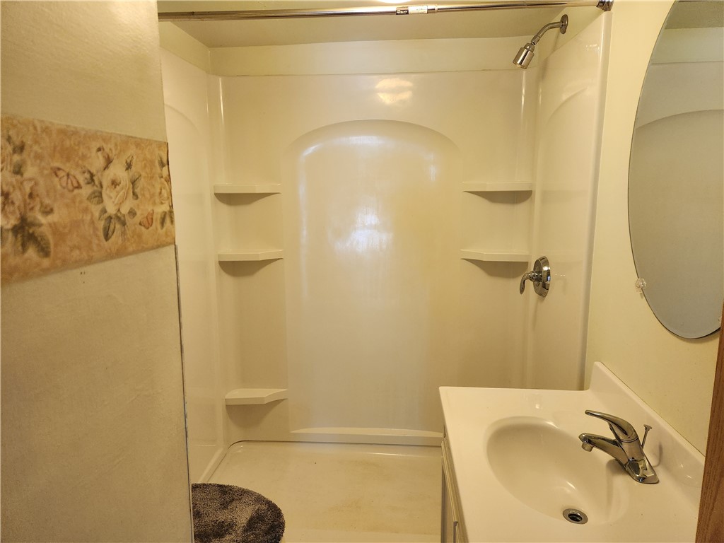 1114 Pierce Street Black River Falls WI 54615 1595435 image12