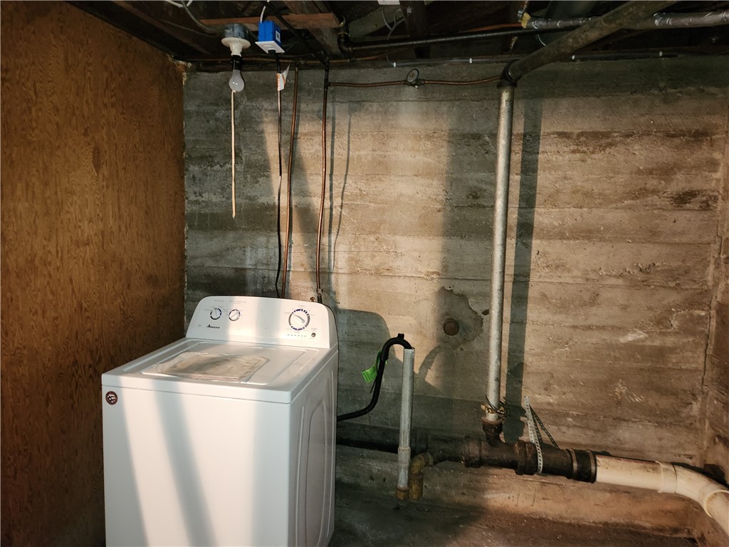 1114 Pierce Street Black River Falls WI 54615 1595435 image18