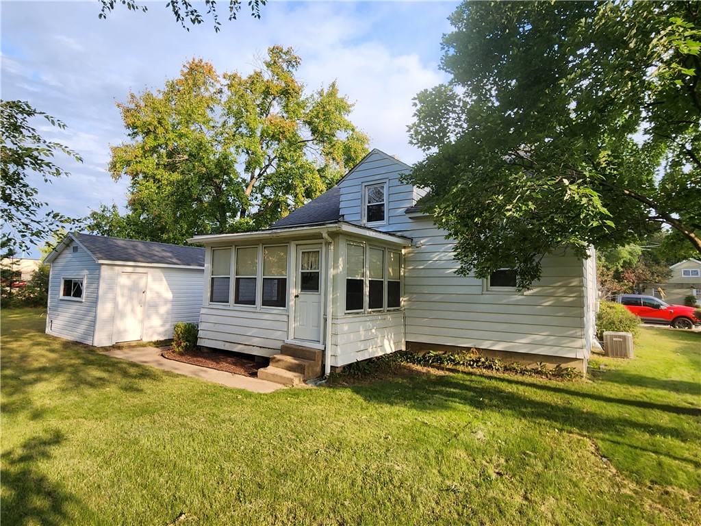 1114 Pierce Street Black River Falls WI 54615 1595435 image3