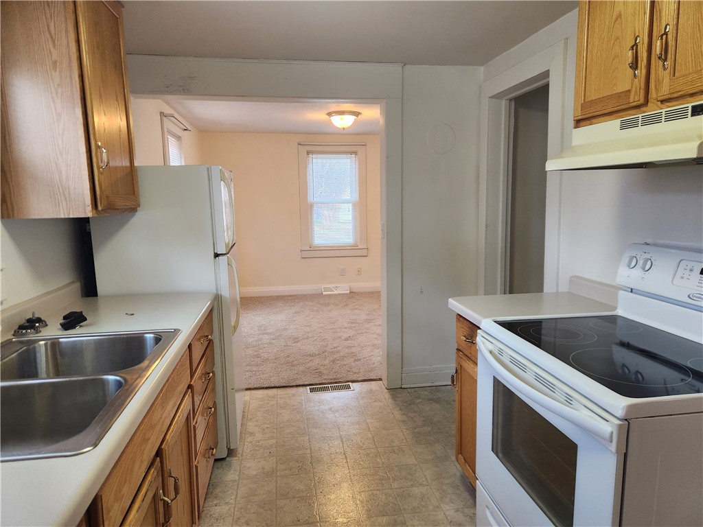 1114 Pierce Street Black River Falls WI 54615 1595435 image5