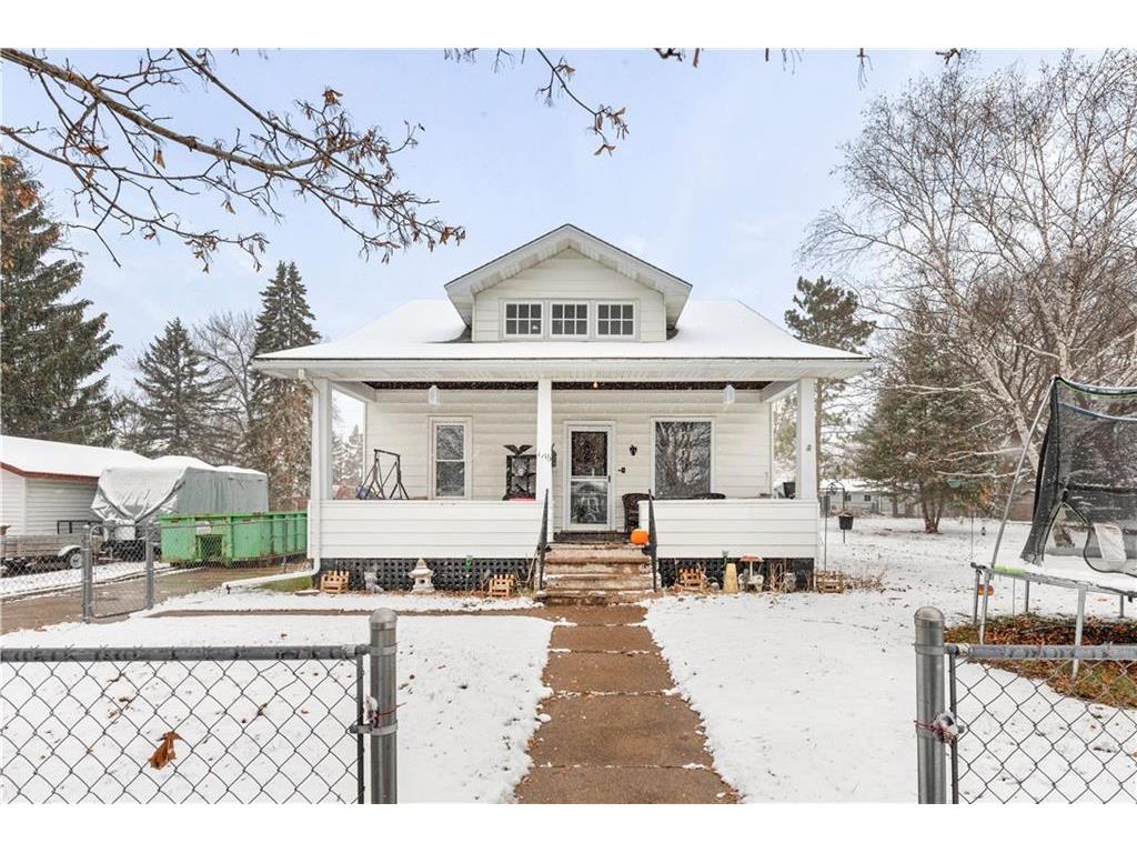 1116 Warren Street, Chippewa Falls, WI 54729 MLS 1570087 Edina Realty