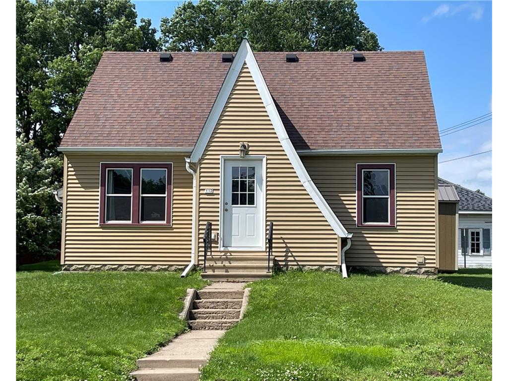 112 W 2nd Street Blair WI 54616 1581407 image1