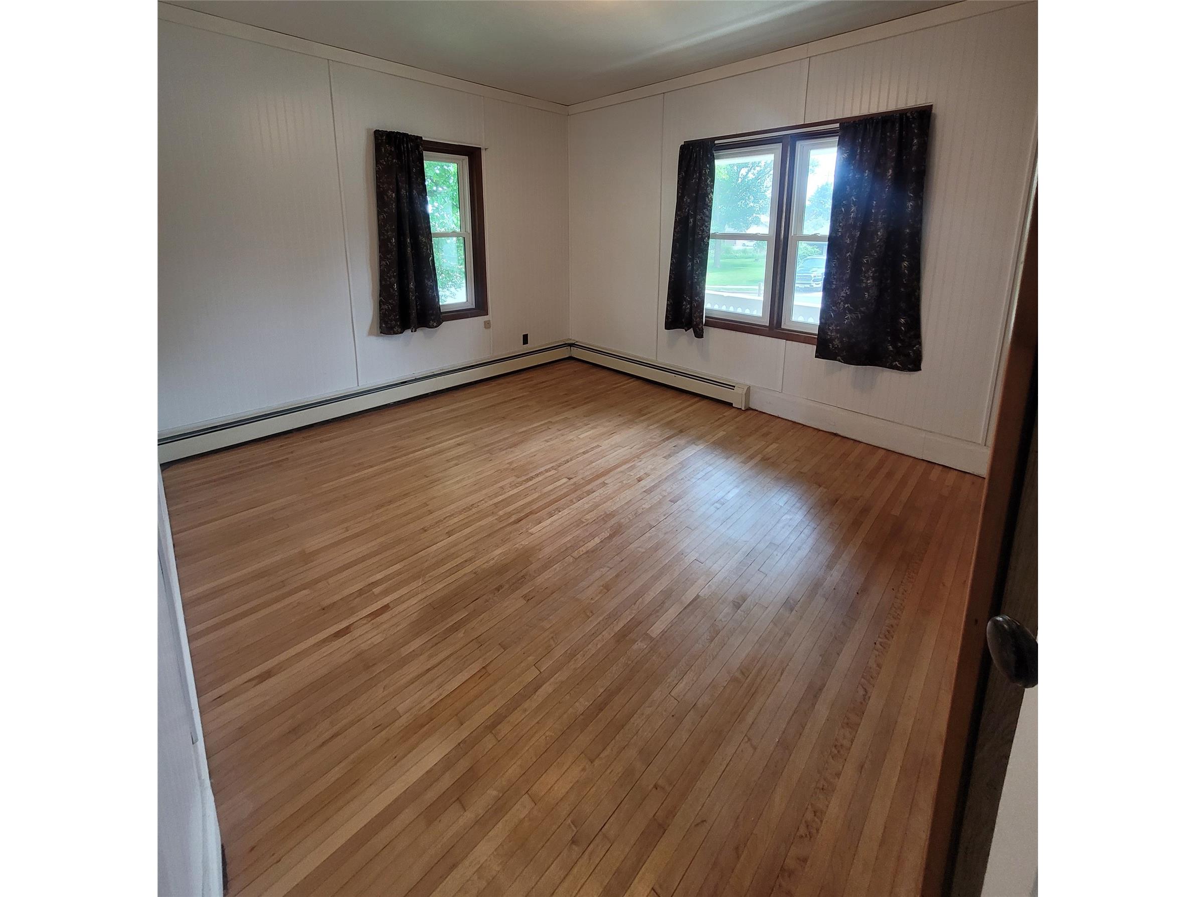112 W Spring Street #1-2 Loyal WI 54446 1601852 image18