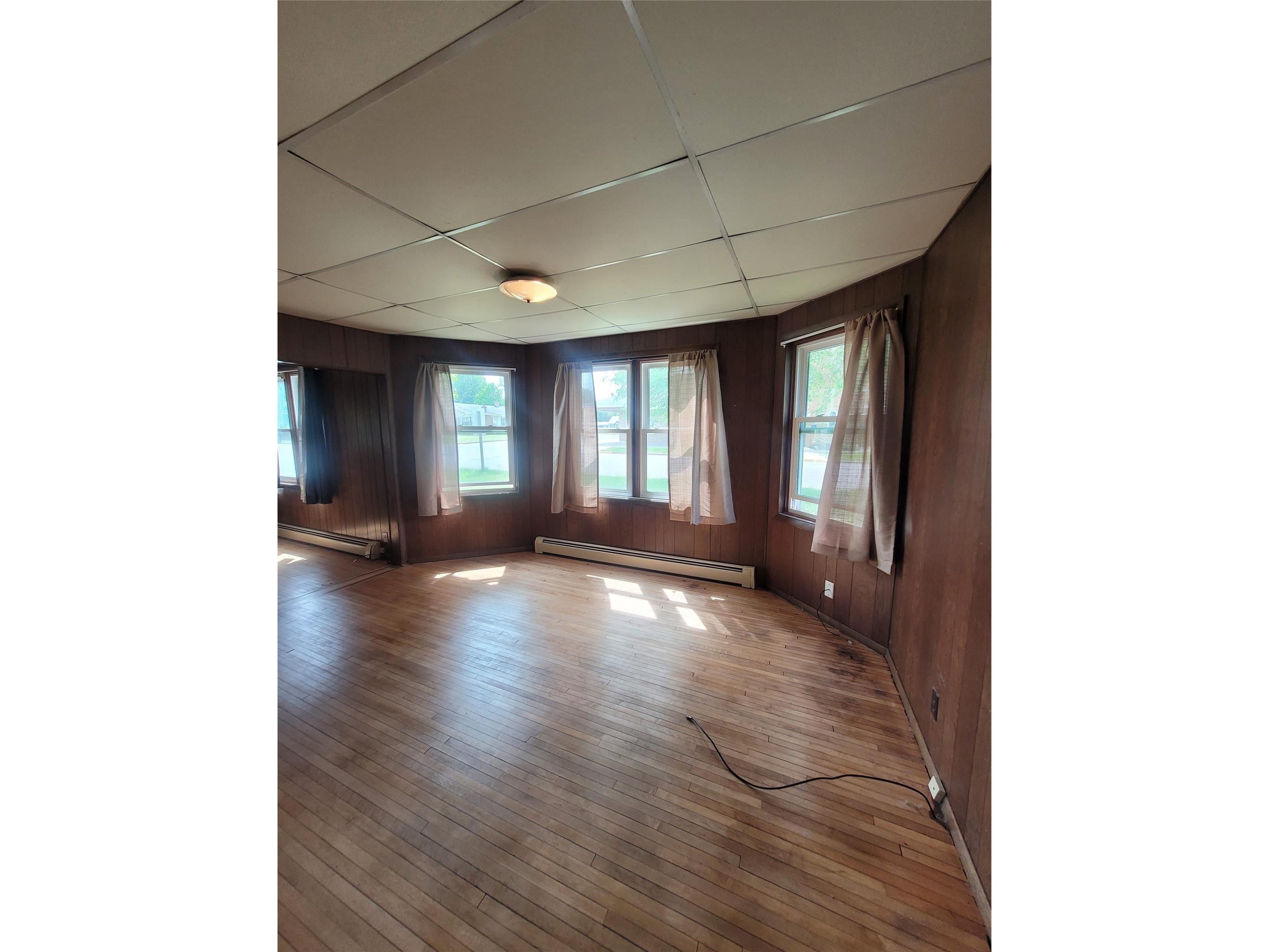 112 W Spring Street #1-2 Loyal WI 54446 1601852 image21