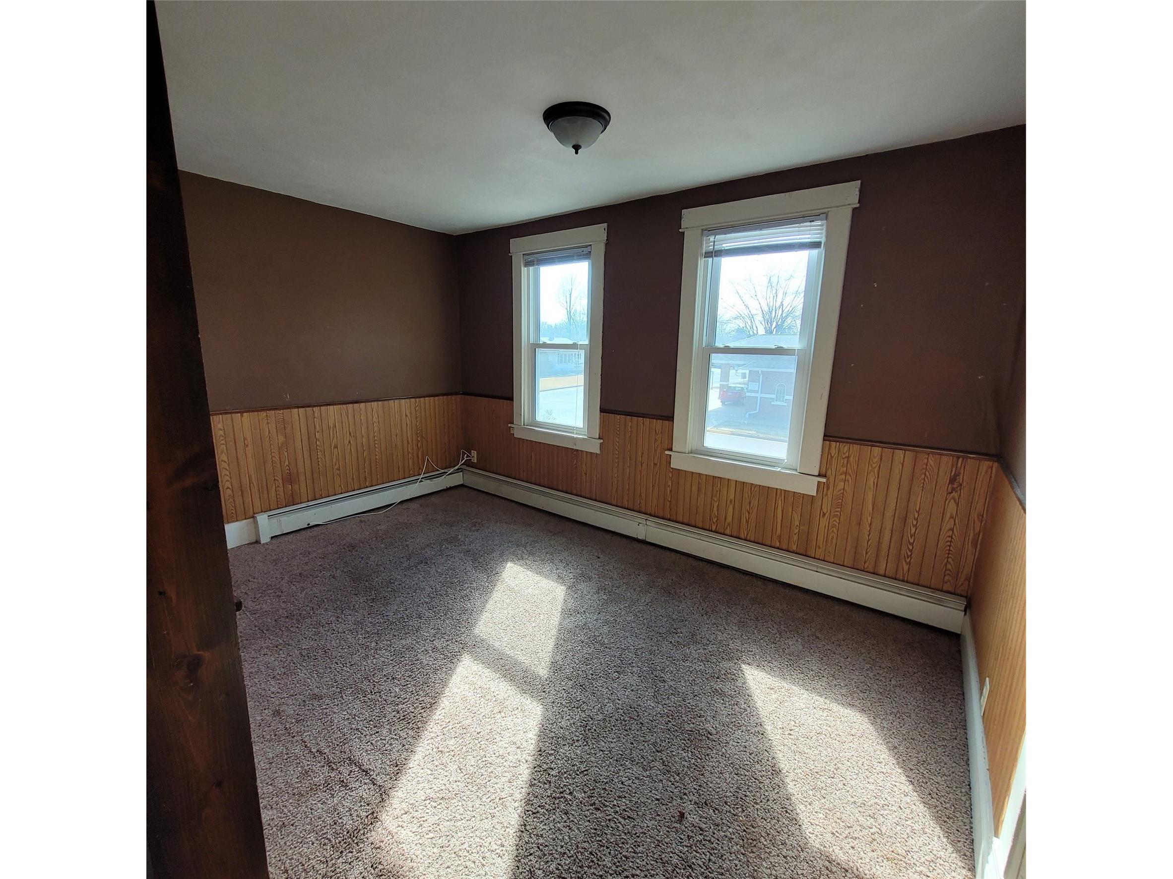 112 W Spring Street #1-2 Loyal WI 54446 1601852 image26
