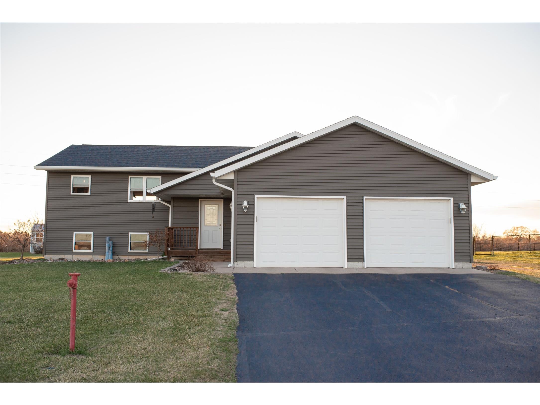 1120 Clayton Street Cameron WI 54822 1600101 image1