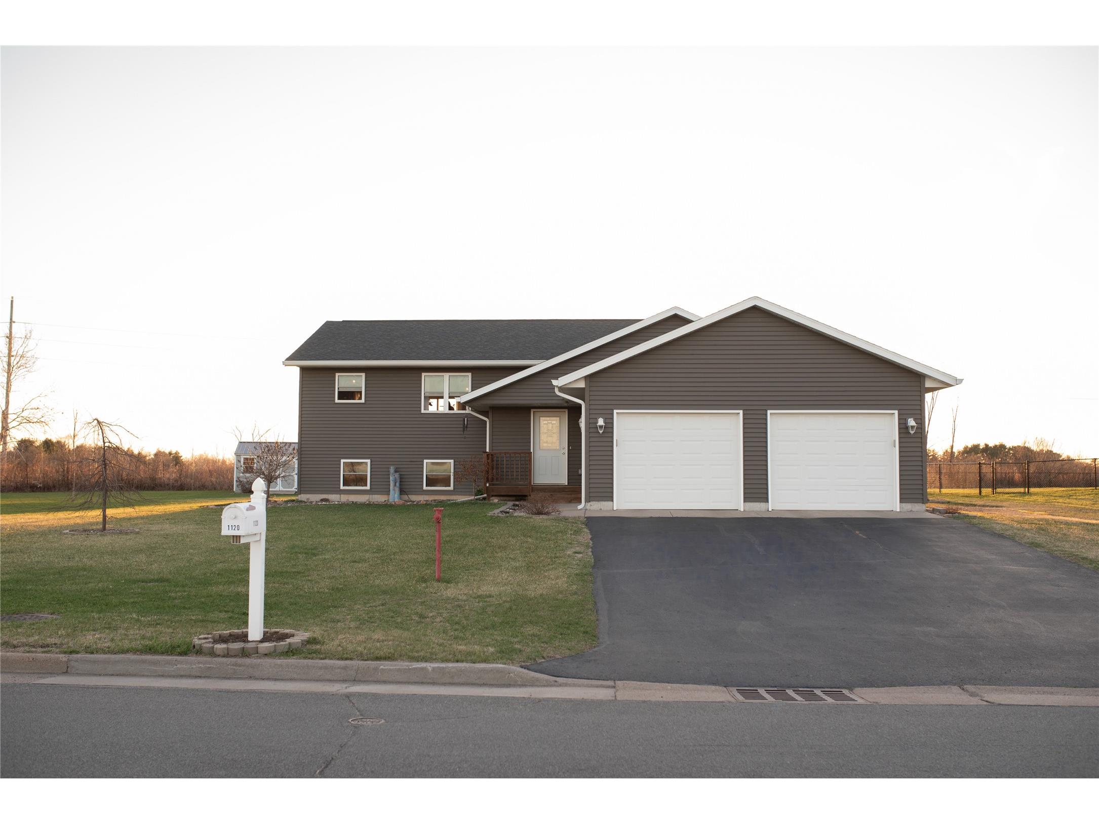 1120 Clayton Street Cameron WI 54822 1600101 image2