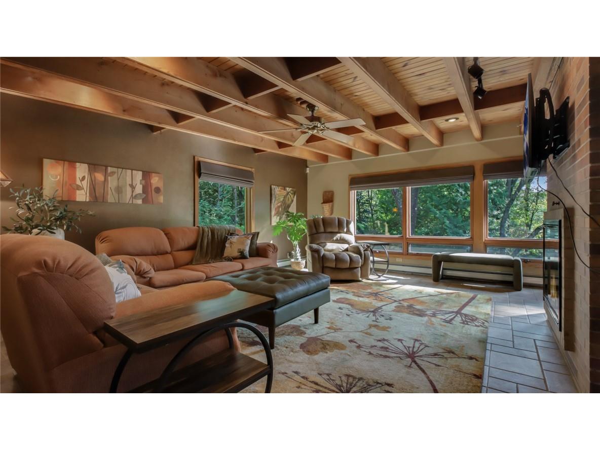 1121 E Lowes Creek Road Eau Claire WI 54701 - LOWES CREEK 1595570 image3