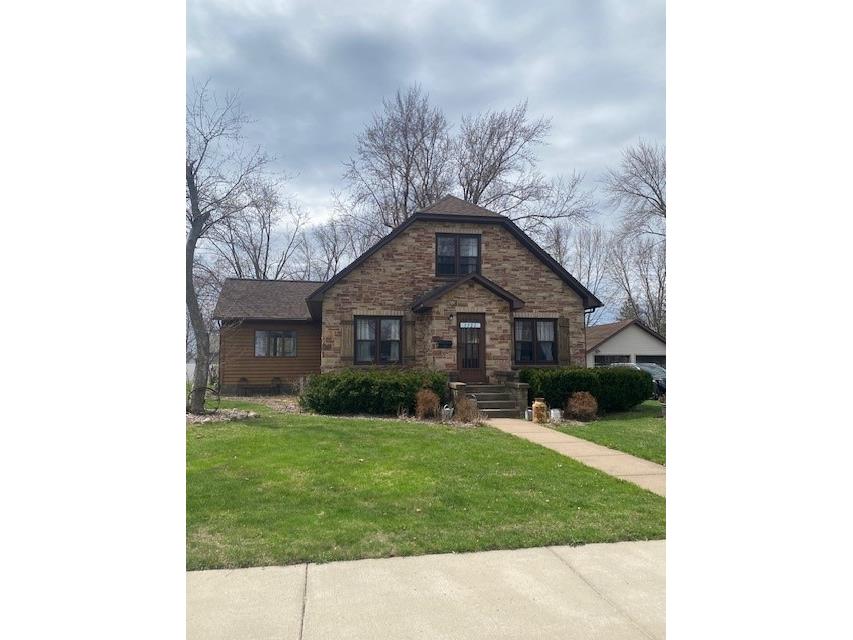 1121 Water Street Chippewa Falls WI 54729 1591111 image1