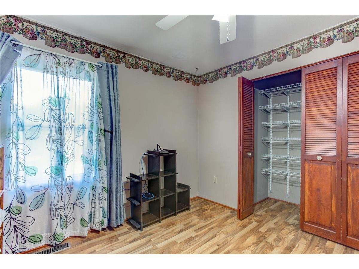 1122 Jerry Avenue Durand WI 54736 1602537 image16