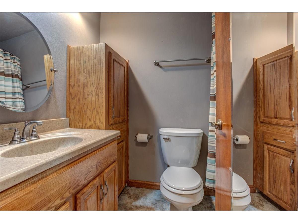 1122 Jerry Avenue Durand WI 54736 1602537 image24