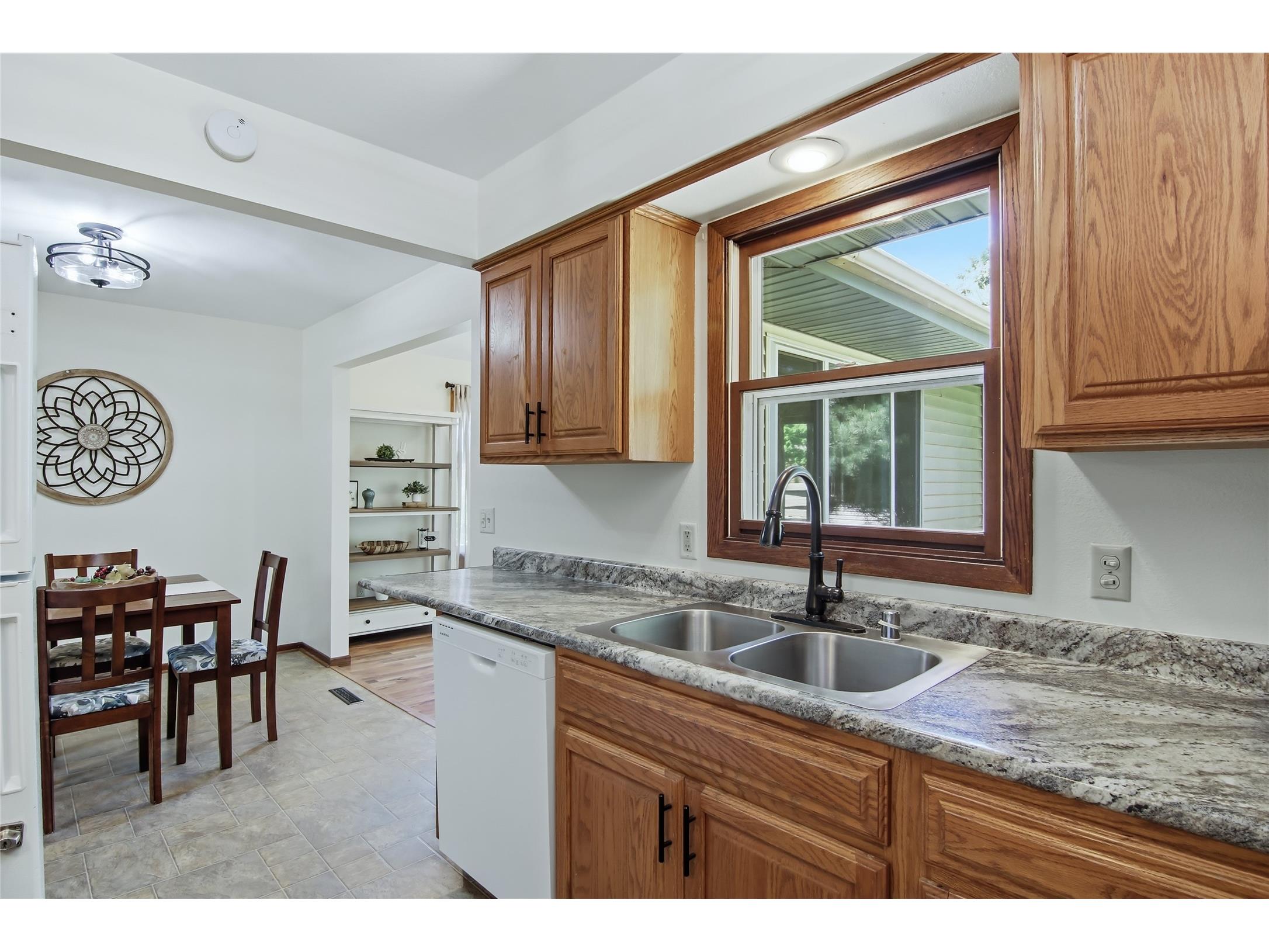 1122 Piedmont Road Eau Claire WI 54703 1601398 image8