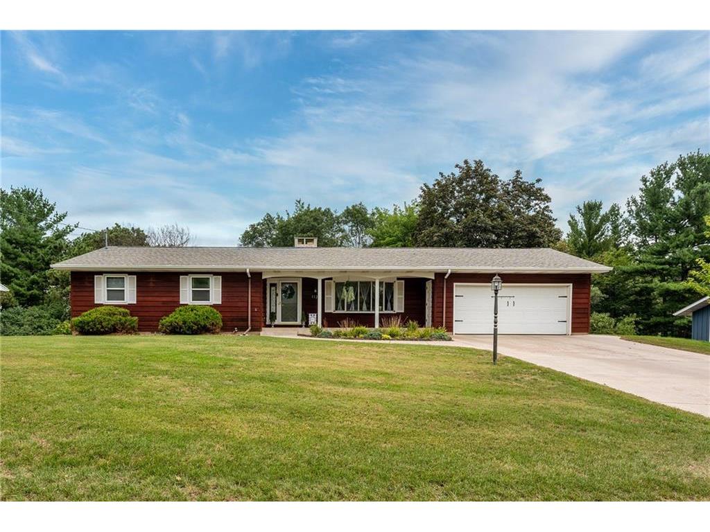 1128 City View Drive, Eau Claire, WI 54701 MLS 1568387 Edina Realty