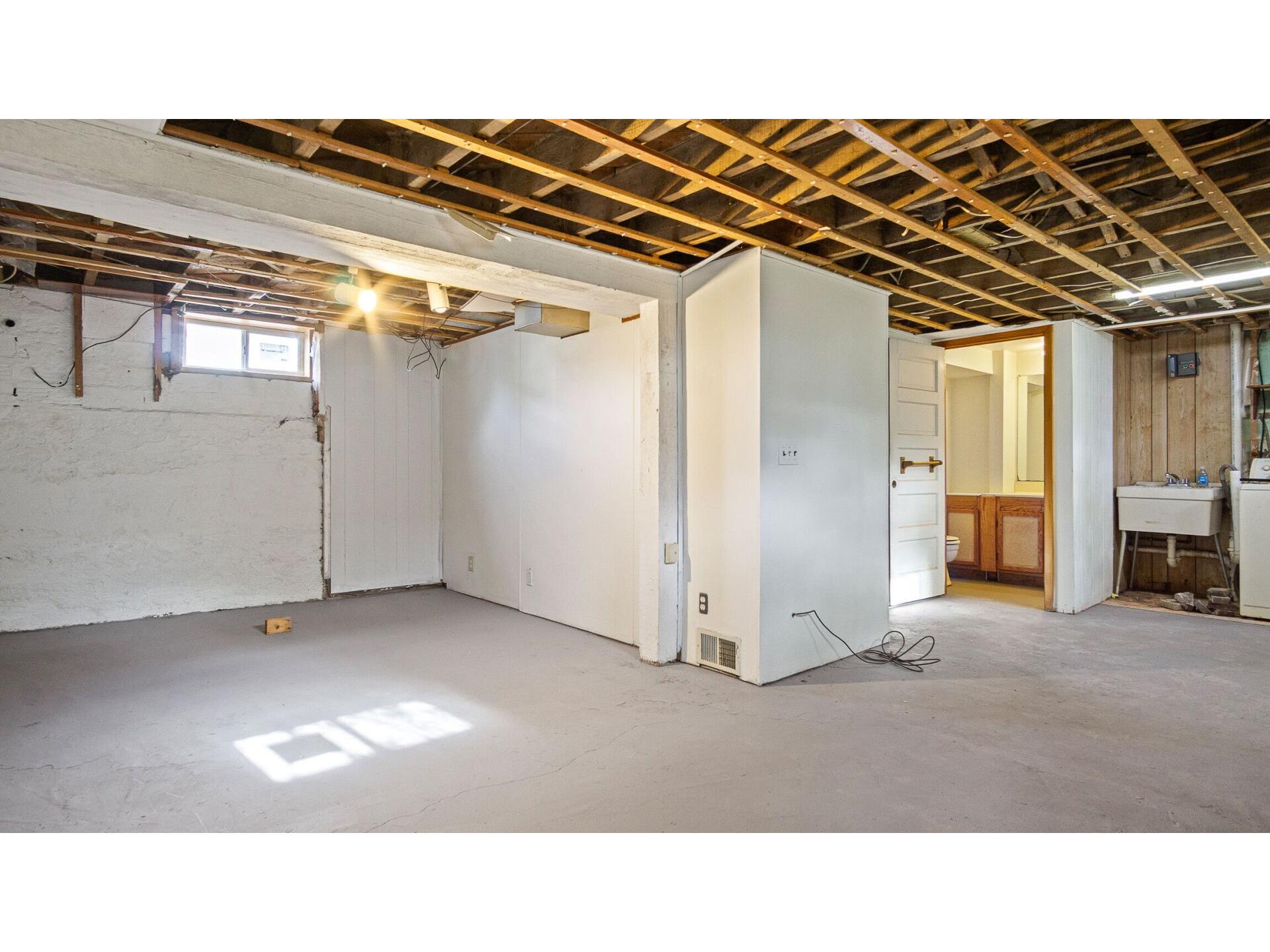 113 W Linden Street Chippewa Falls WI 54729 1600559 image30