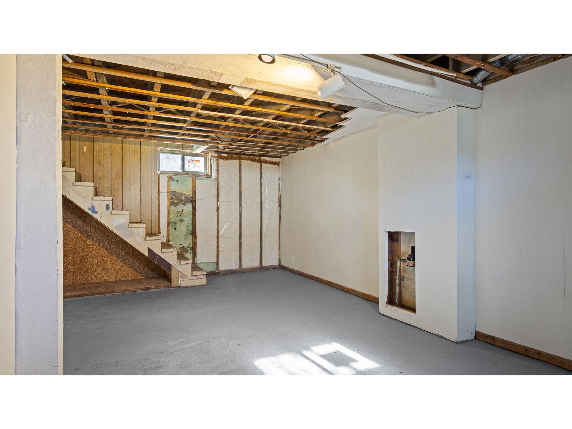 113 W Linden Street Chippewa Falls WI 54729 1600559 image32