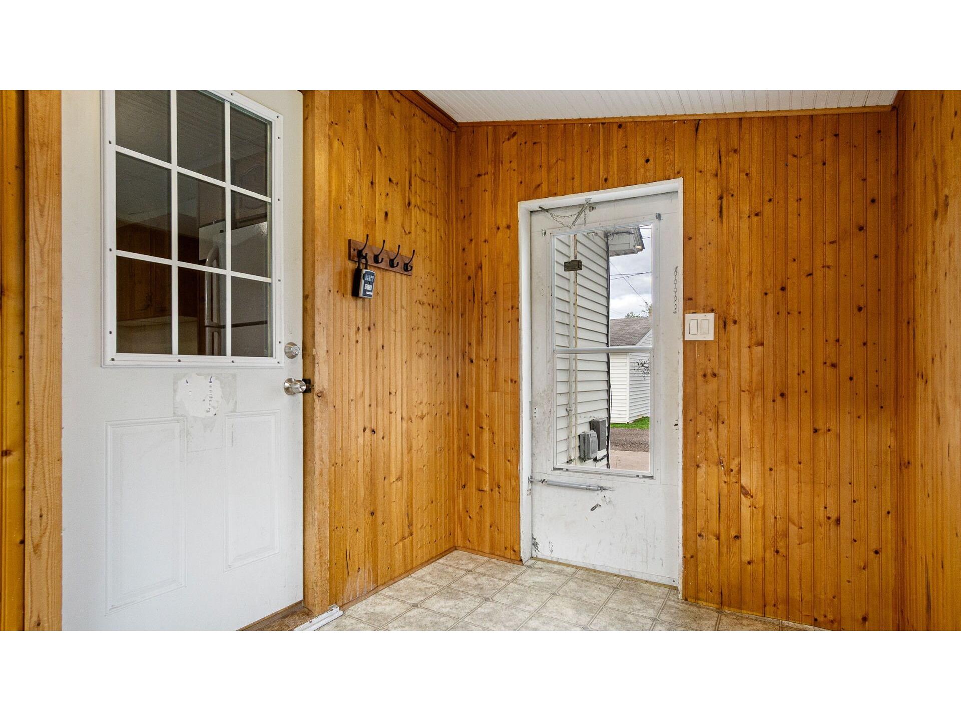 113 W Linden Street Chippewa Falls WI 54729 1600559 image38