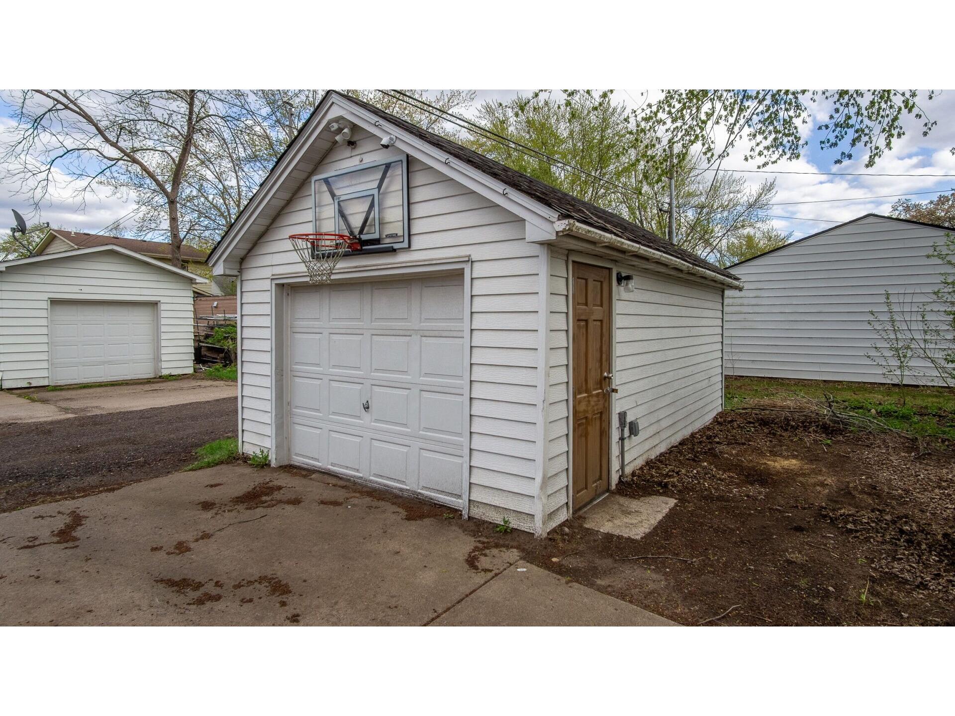 113 W Linden Street Chippewa Falls WI 54729 1600559 image40