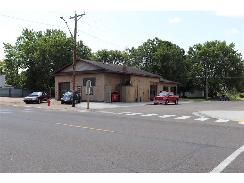 113 W Menomonie Street, Elk Mound, WI, 54739 MLS 1556636 Edina Realty