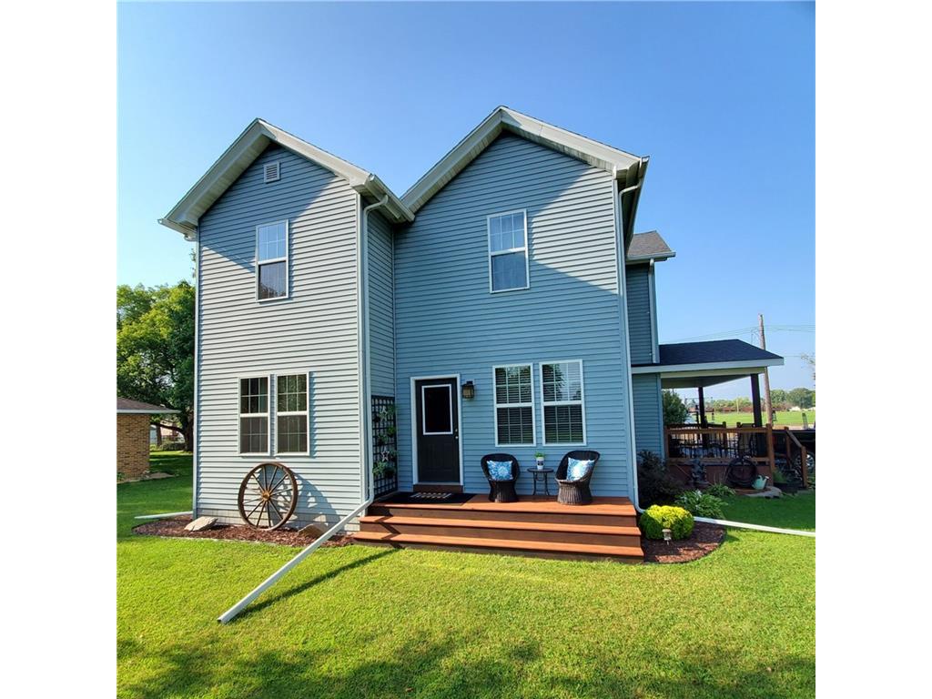 1136 Warren Street Chippewa Falls WI 54729 1579605 image1