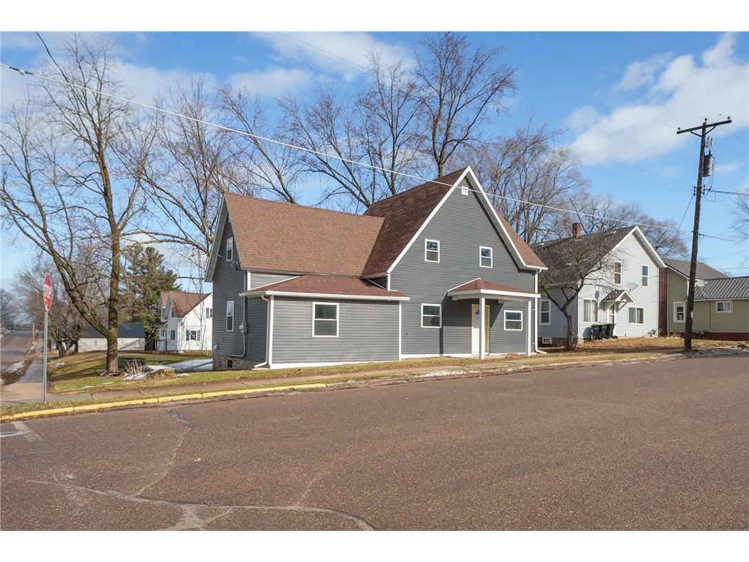 114 W School Street Greenwood WI 54437 1598531 image2
