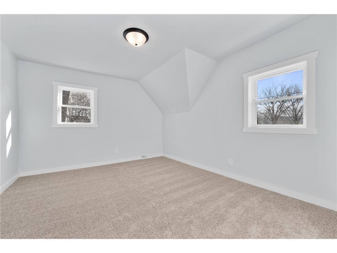 114 W School Street Greenwood WI 54437 1598531 image32