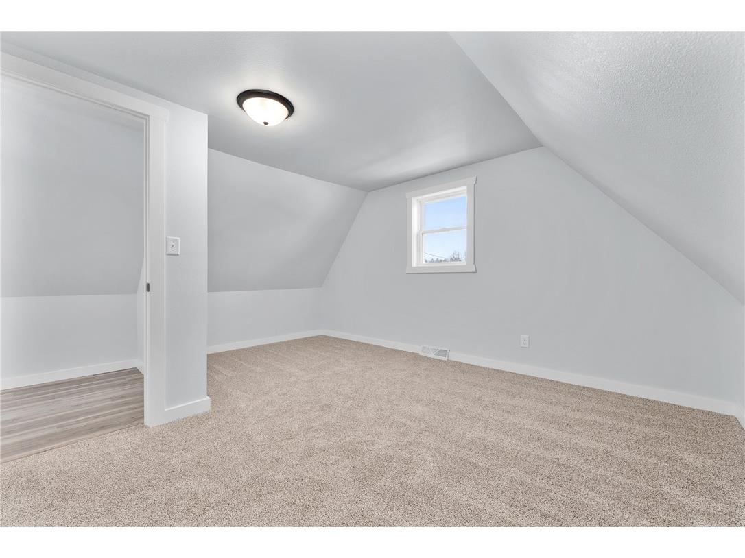 114 W School Street Greenwood WI 54437 1598531 image34