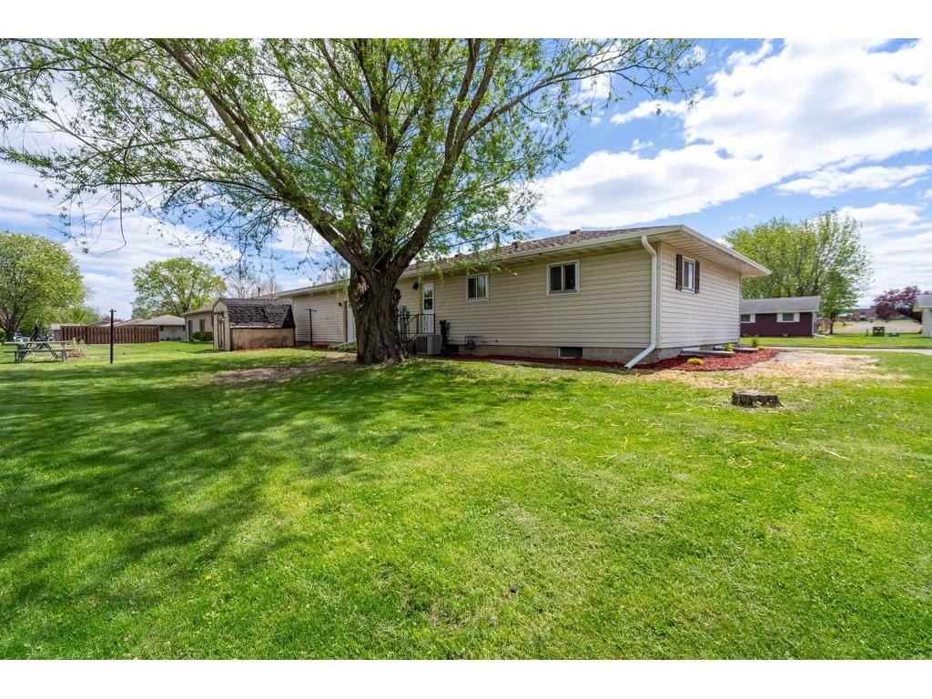 1140 E Wilson Avenue Arcadia WI 54612 1600660 image31