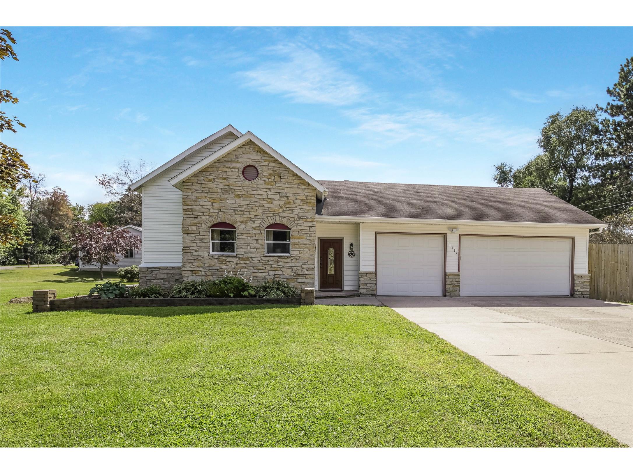 11437 22nd Avenue Chippewa Falls WI 54729 1599208 image1