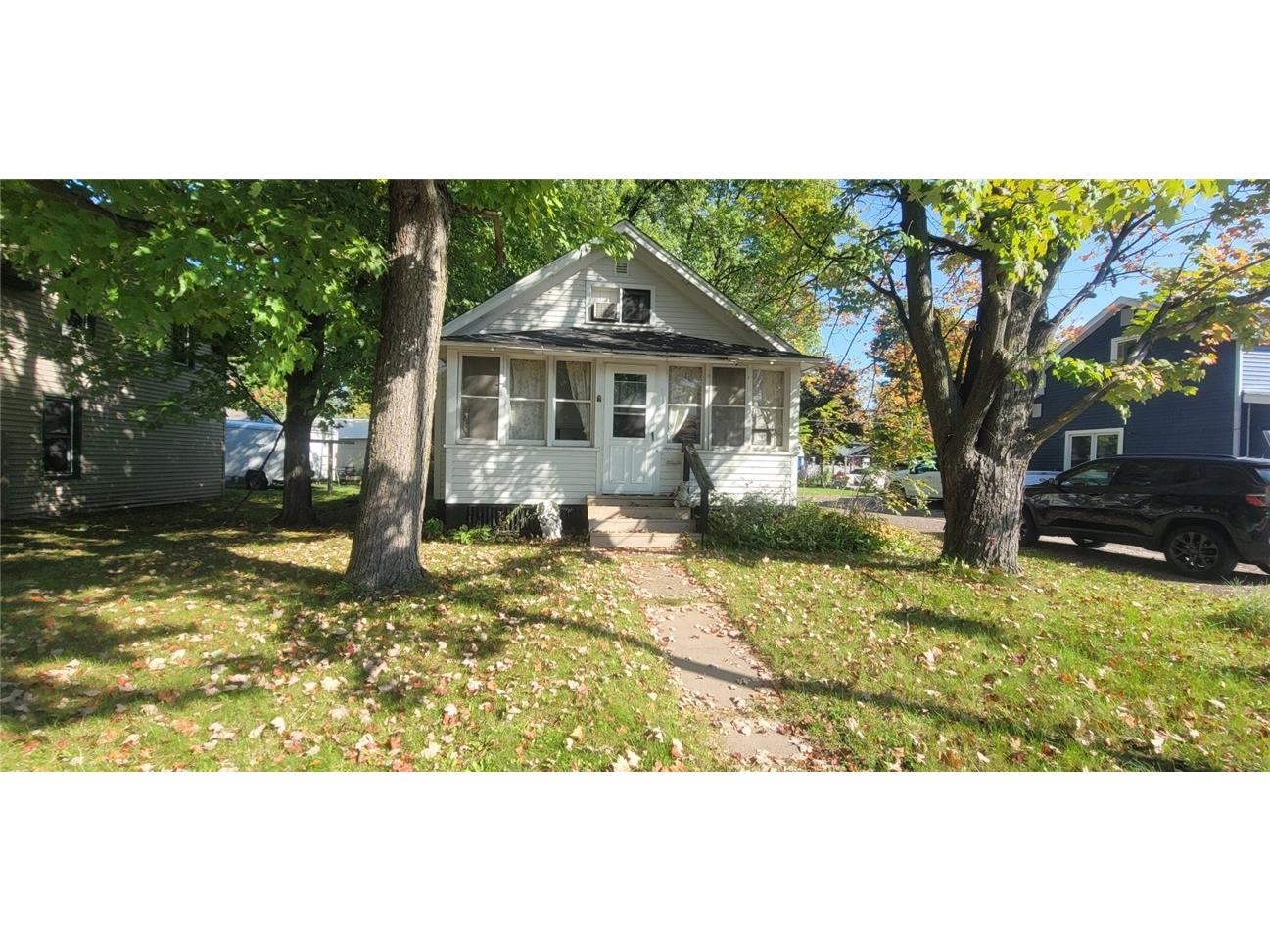 115 E Division Avenue Barron WI 54812 1595875 image1