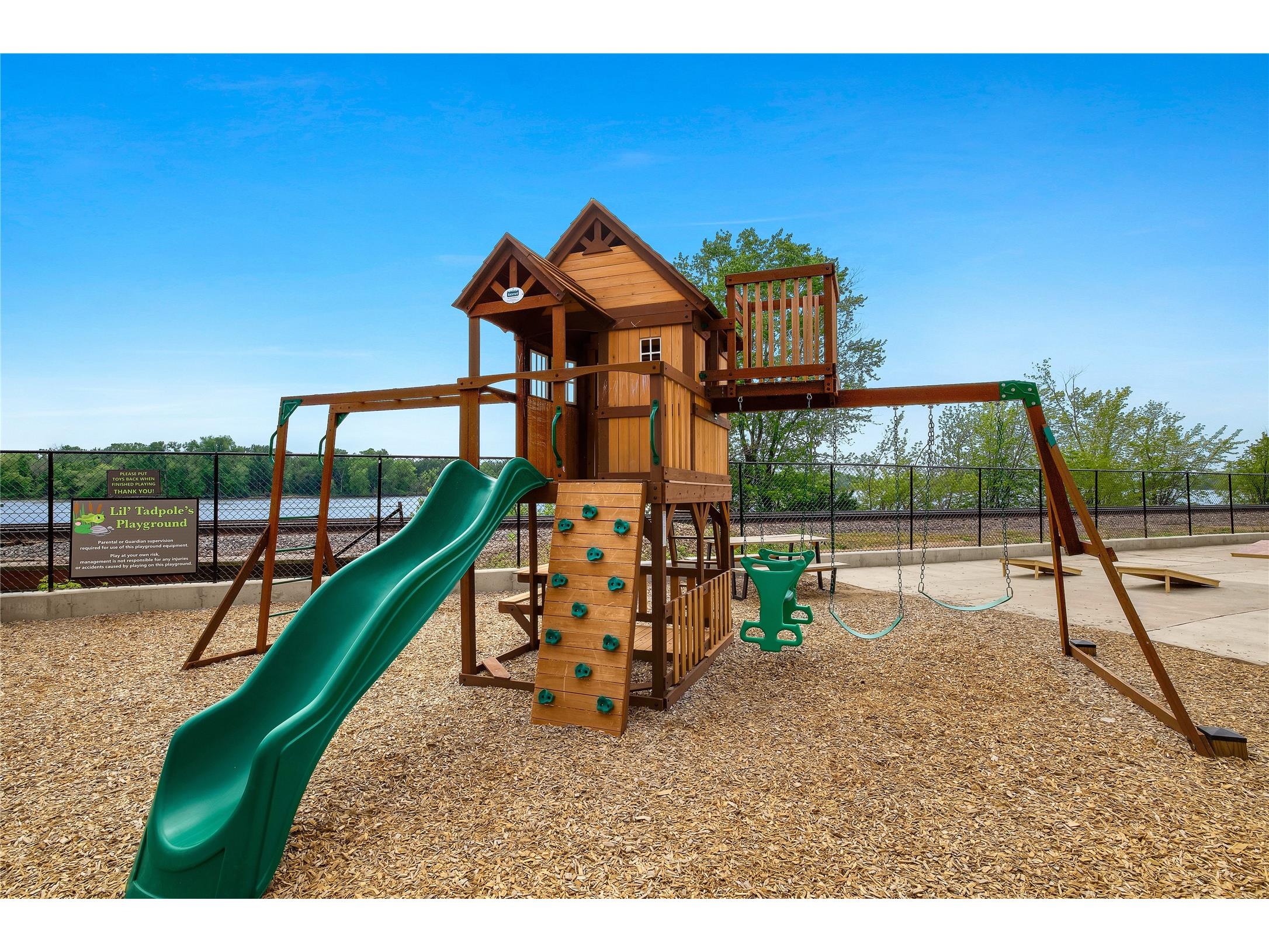 115 N Shore Drive Fountain City WI 54629 - Mississippi 1599234 image29