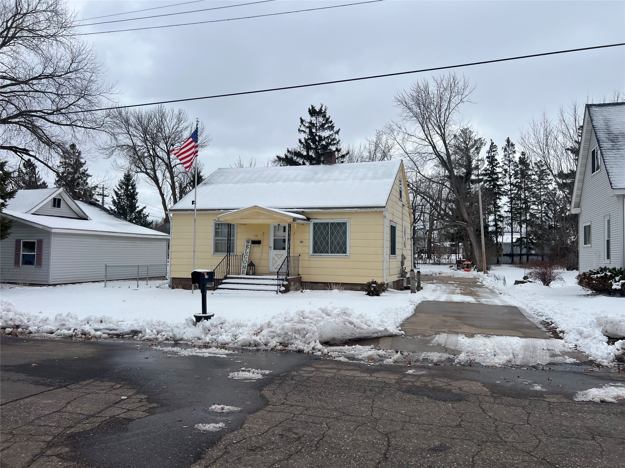 116 W Lasalle Avenue Barron WI 54812 1599161 image1