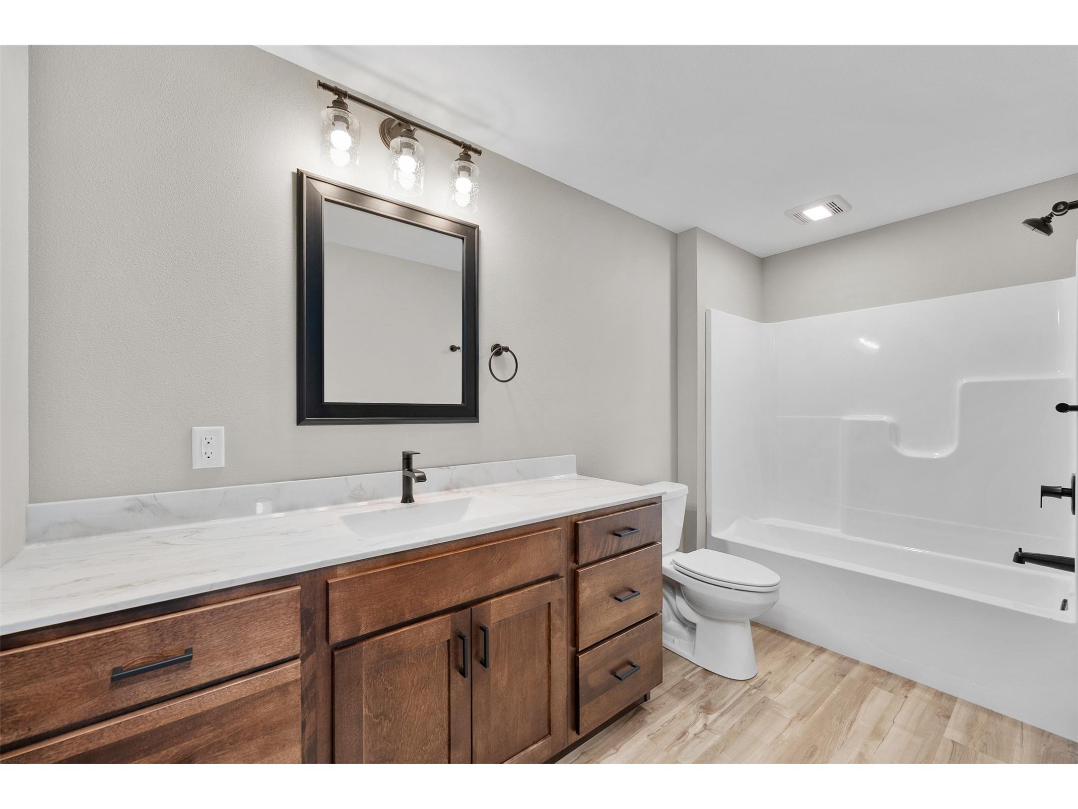 1185 Craven Court Eau Claire WI 54703 1602708 image34