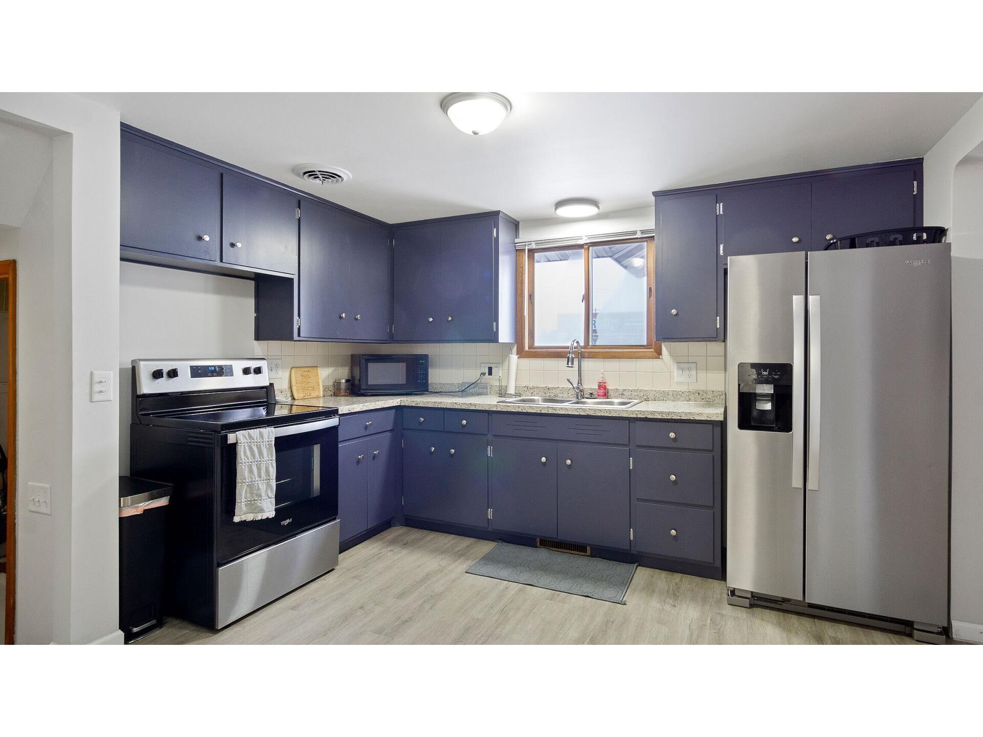 12 E South Avenue Chippewa Falls WI 54729 1598992 image10