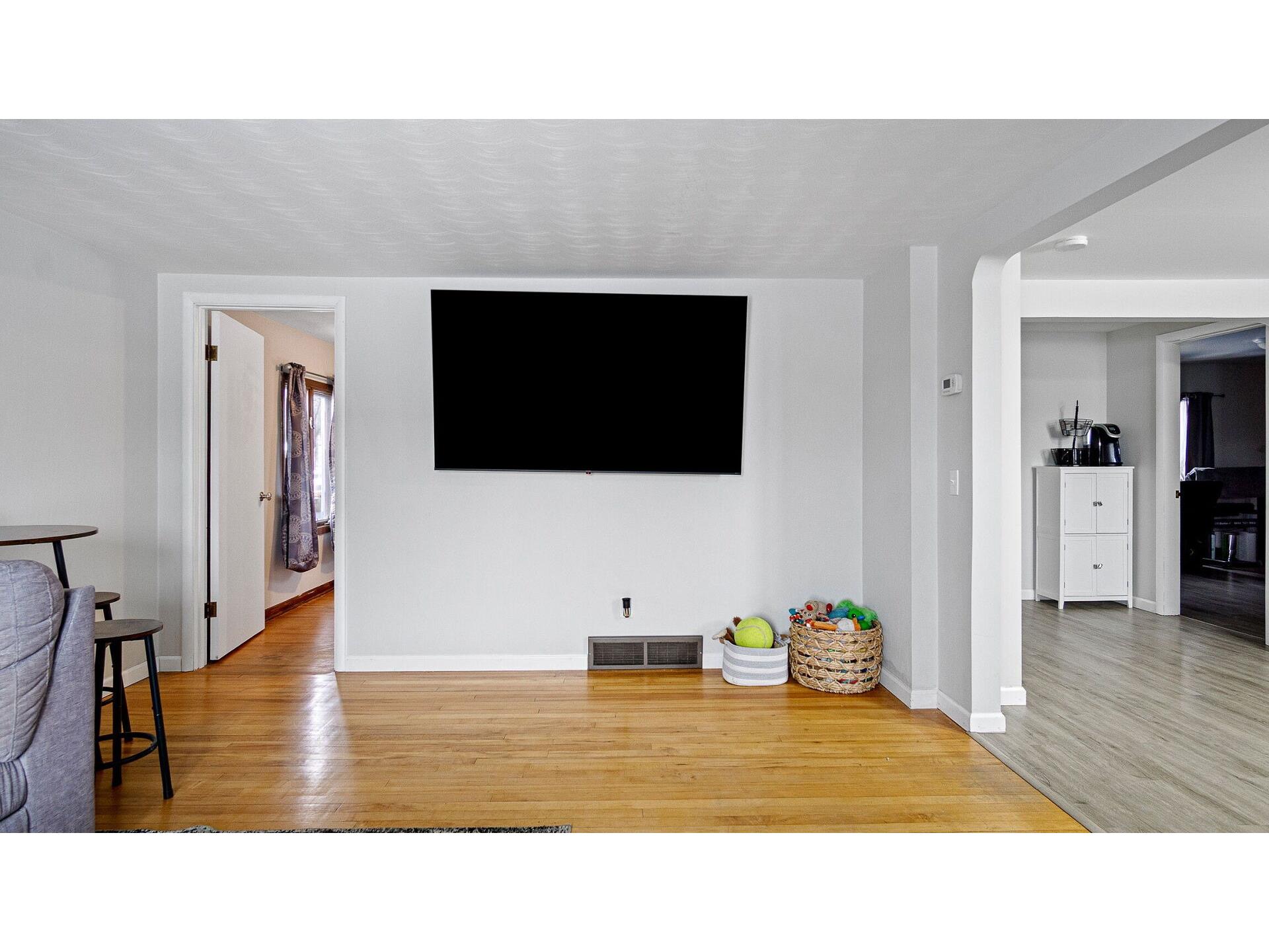 12 E South Avenue Chippewa Falls WI 54729 1598992 image18