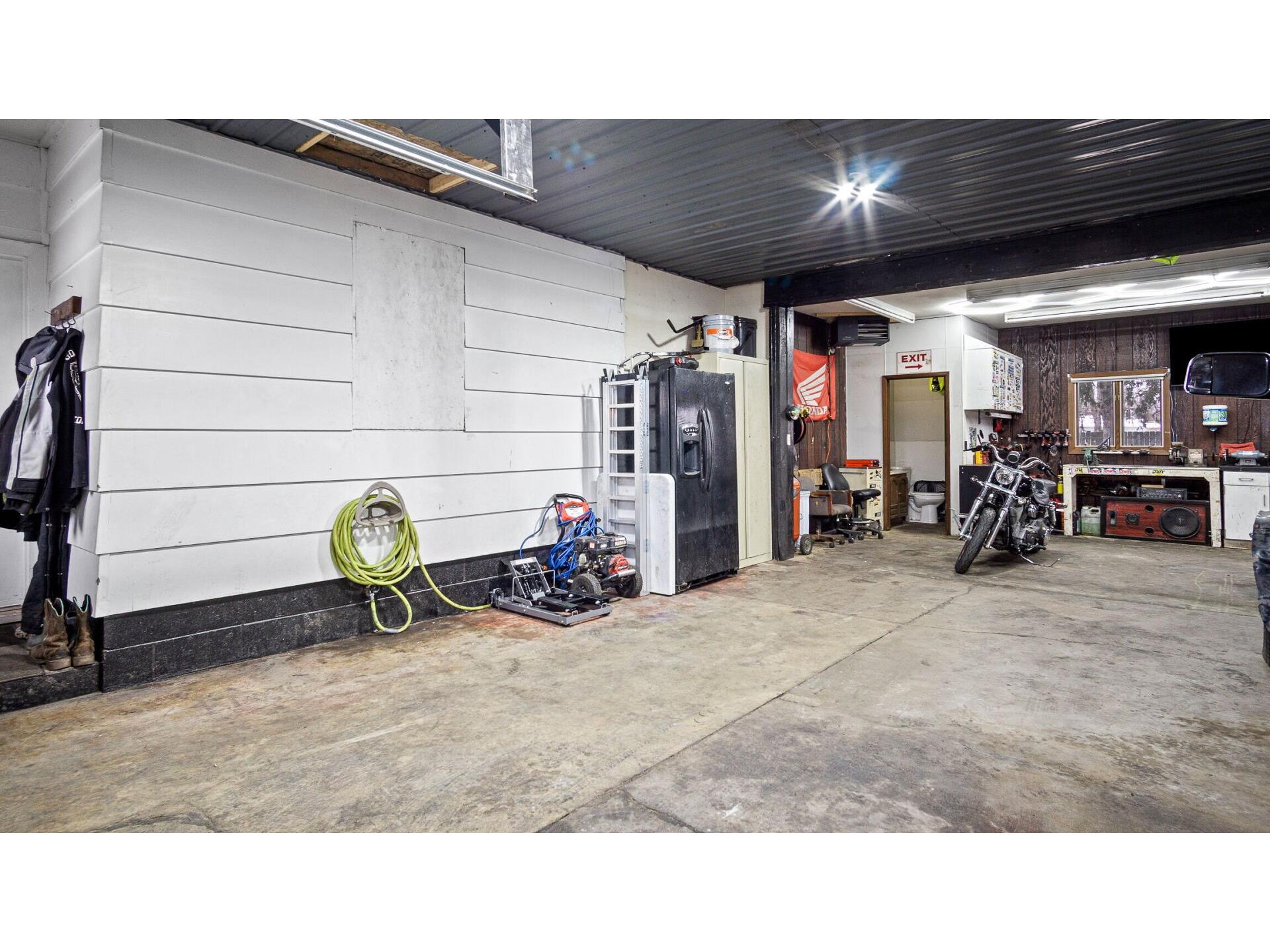 12 E South Avenue Chippewa Falls WI 54729 1598992 image36