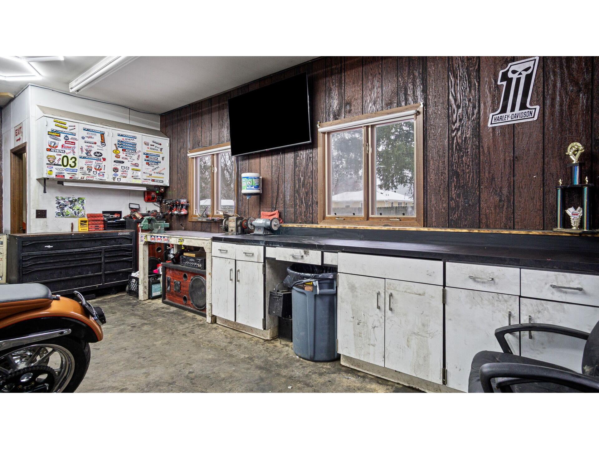 12 E South Avenue Chippewa Falls WI 54729 1598992 image37