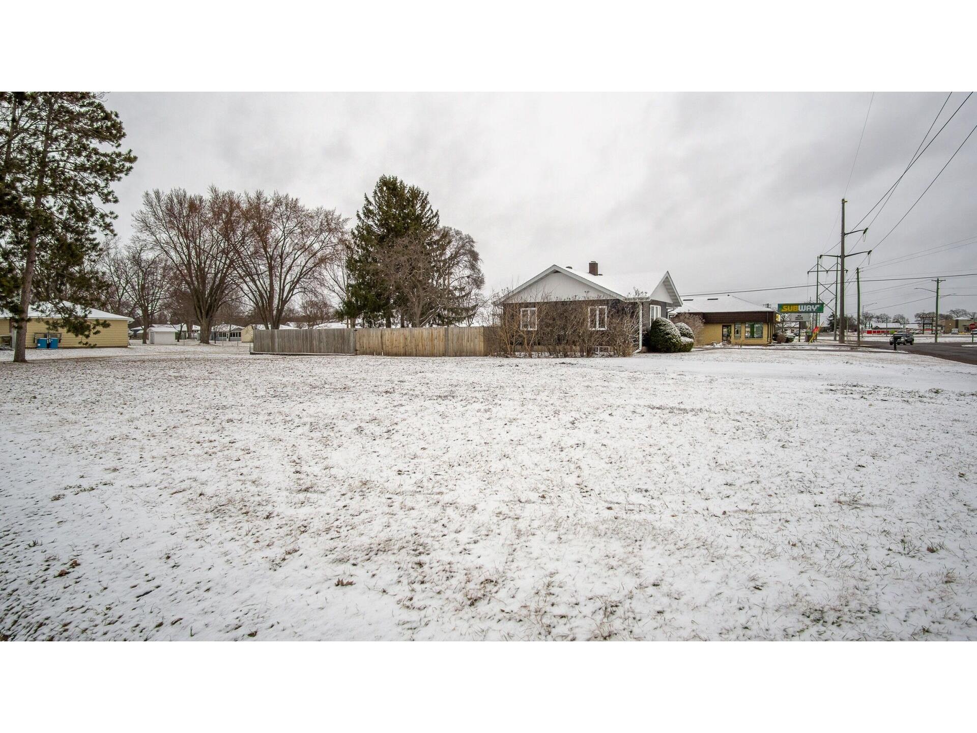 12 E South Avenue Chippewa Falls WI 54729 1598992 image41